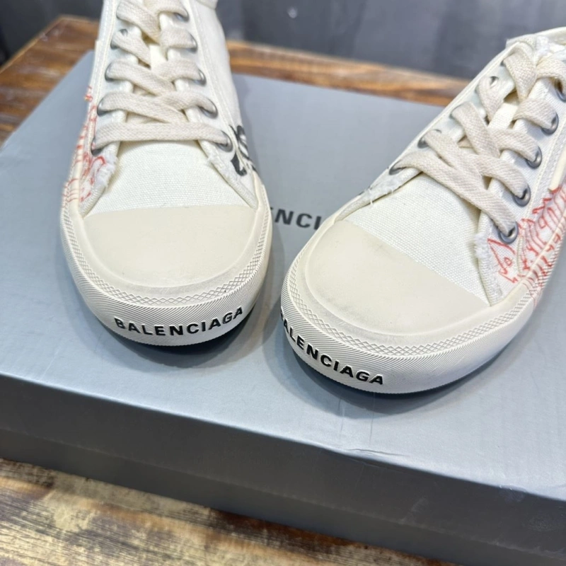 Resilient Bxlxnciaga Sneakers 109982