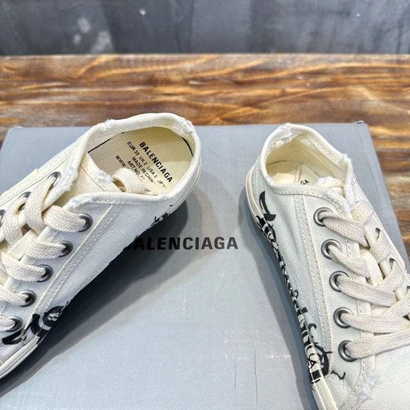 Resilient Bxlxnciaga Sneakers 109982