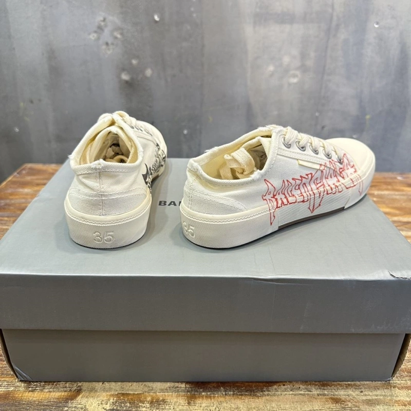 Resilient Bxlxnciaga Sneakers 109982