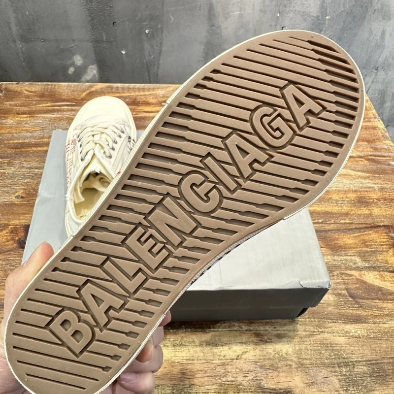 Resilient Bxlxnciaga Sneakers 109982