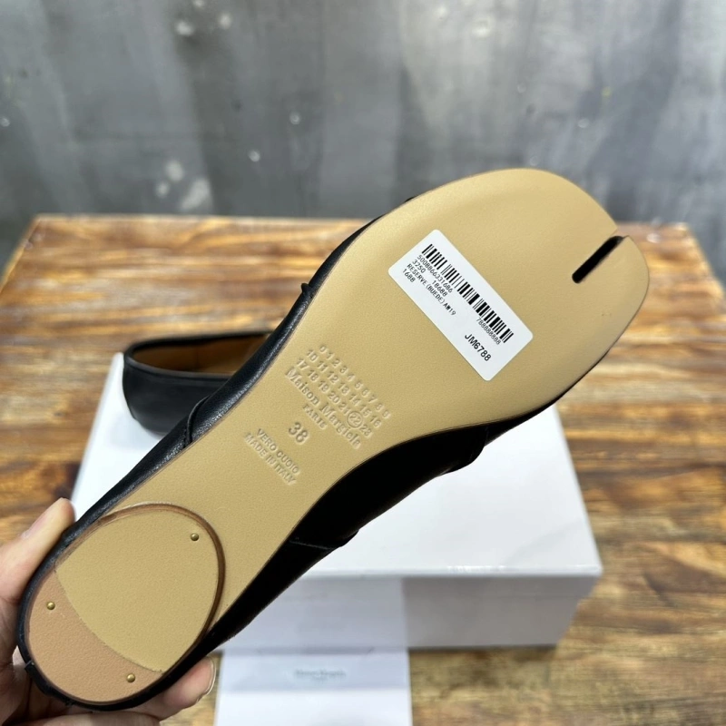 AllSeason Othxr Sneakers 216043