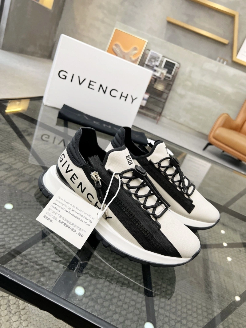 UrbanStyle Gxvxnchy Sneakers 154080