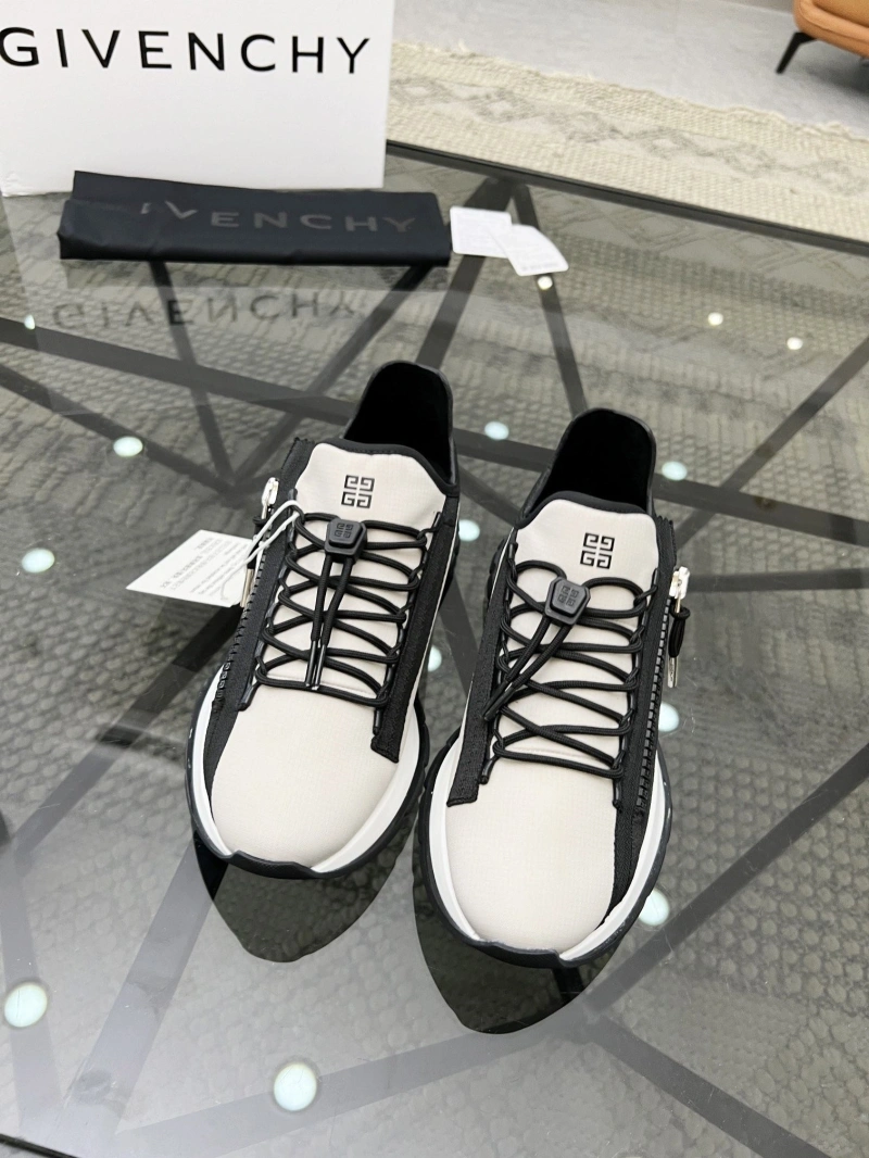 UrbanStyle Gxvxnchy Sneakers 154080