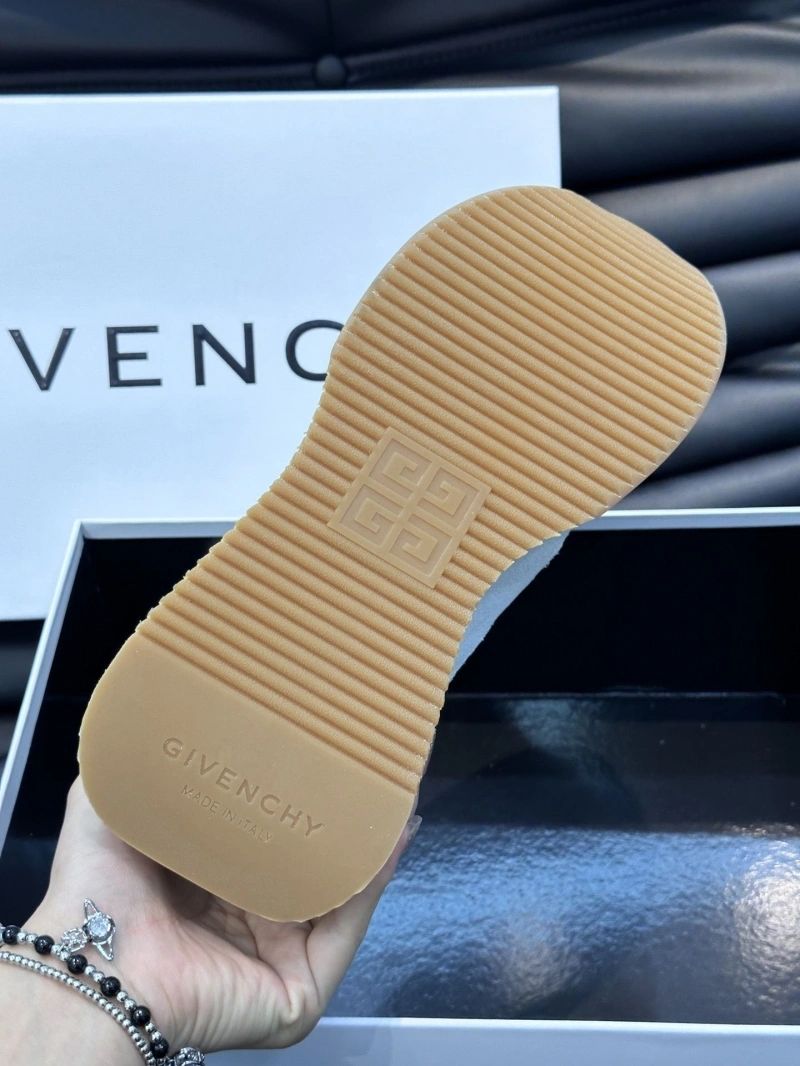 Gxvxnchy Sneakers Breathable 154092