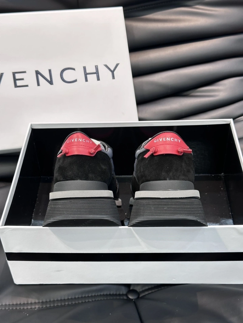 Unique Gxvxnchy Sneakers 154090