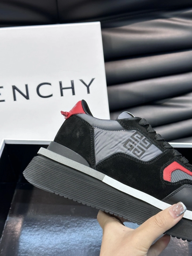 Unique Gxvxnchy Sneakers 154090