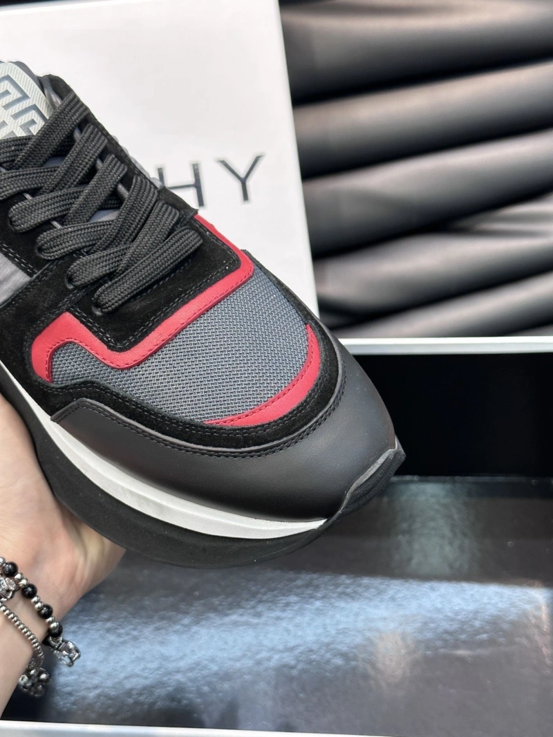 Unique Gxvxnchy Sneakers 154090