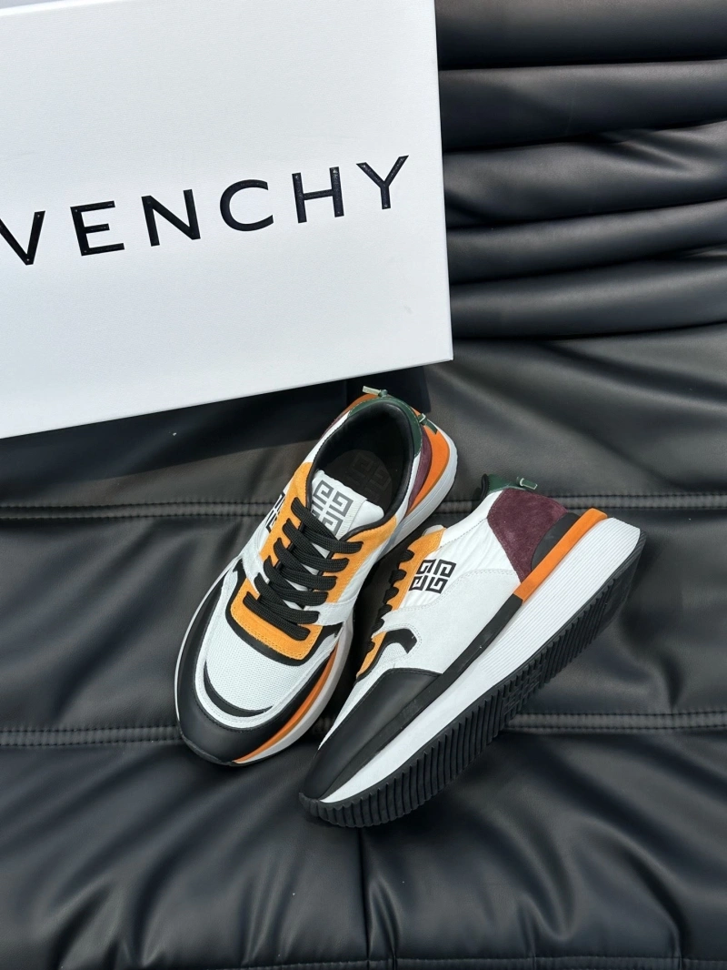 Functional Gxvxnchy Sneakers 154081