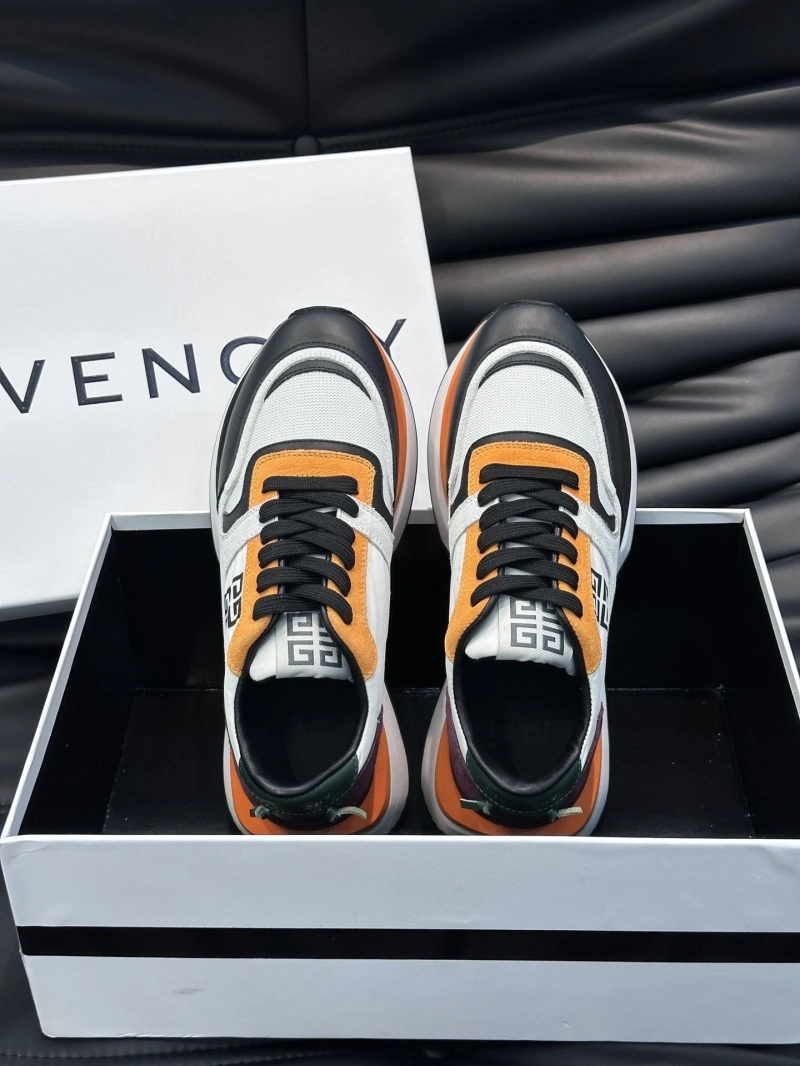 Functional Gxvxnchy Sneakers 154081