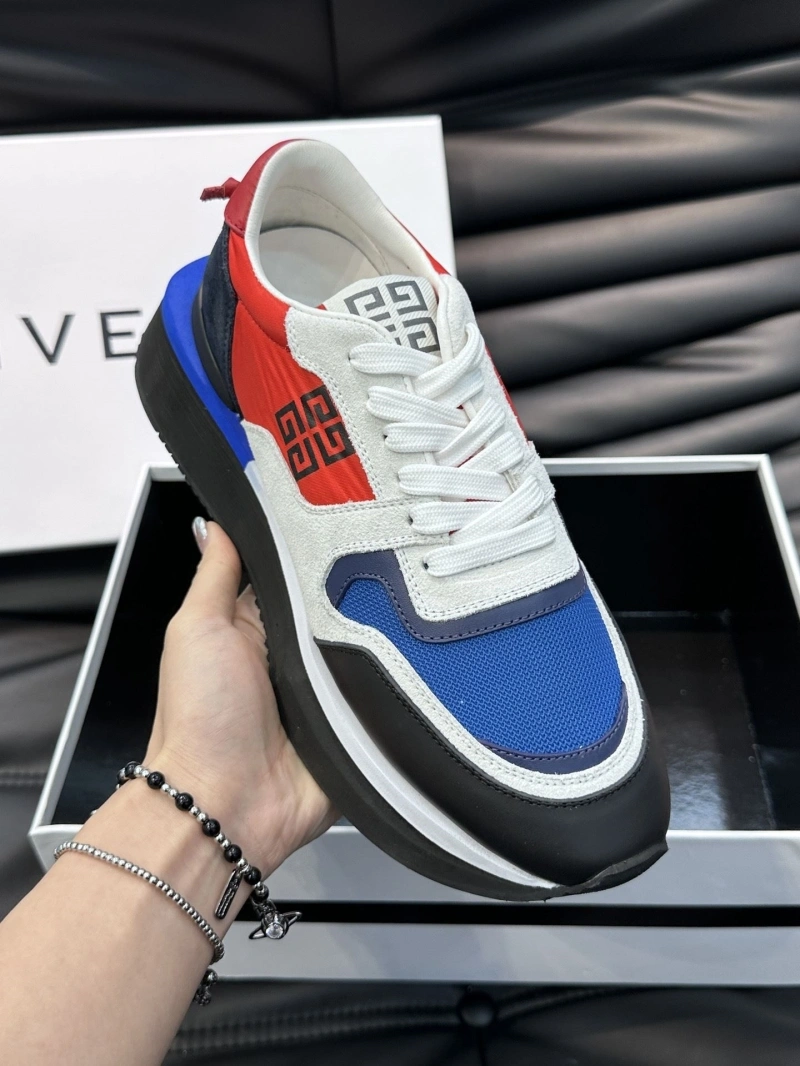 Gxvxnchy Sneakers EyeCatching 154086
