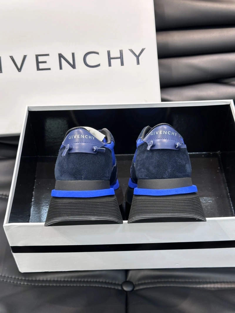 Gxvxnchy Sneakers EasyMatch 154076