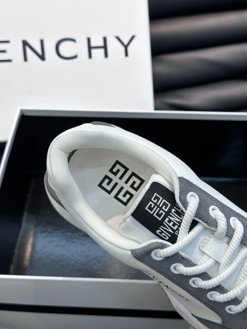 Gxvxnchy Sneakers Modern 154095