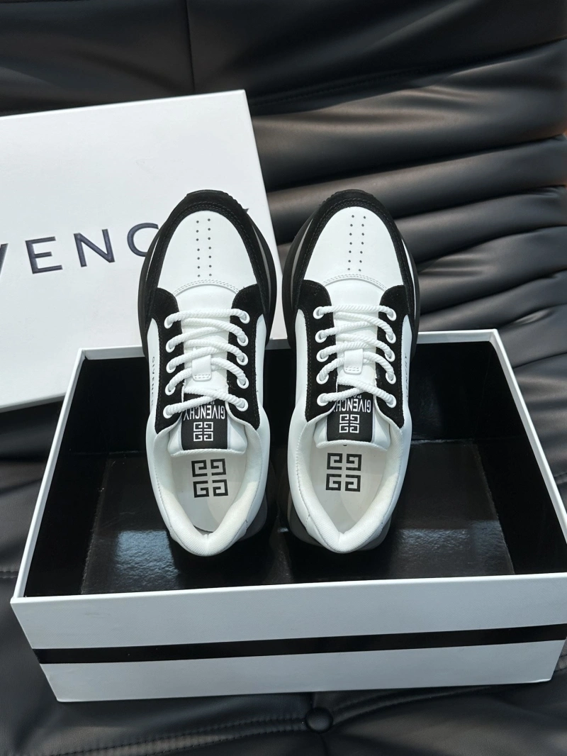 Gxvxnchy Sneakers Fashionable 154091