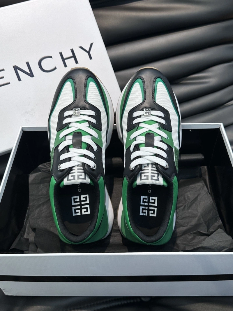 Gxvxnchy Sneakers EyeCatching 154073