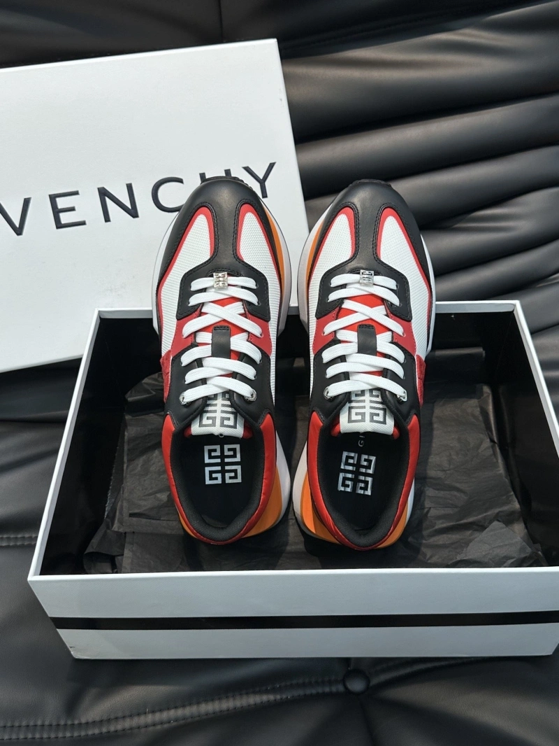 Gxvxnchy Sneakers Bright 154075