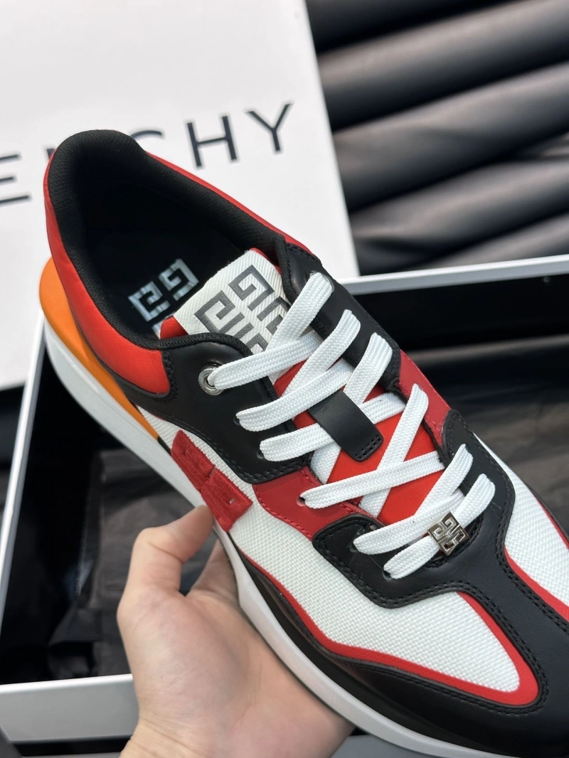 Gxvxnchy Sneakers Bright 154075