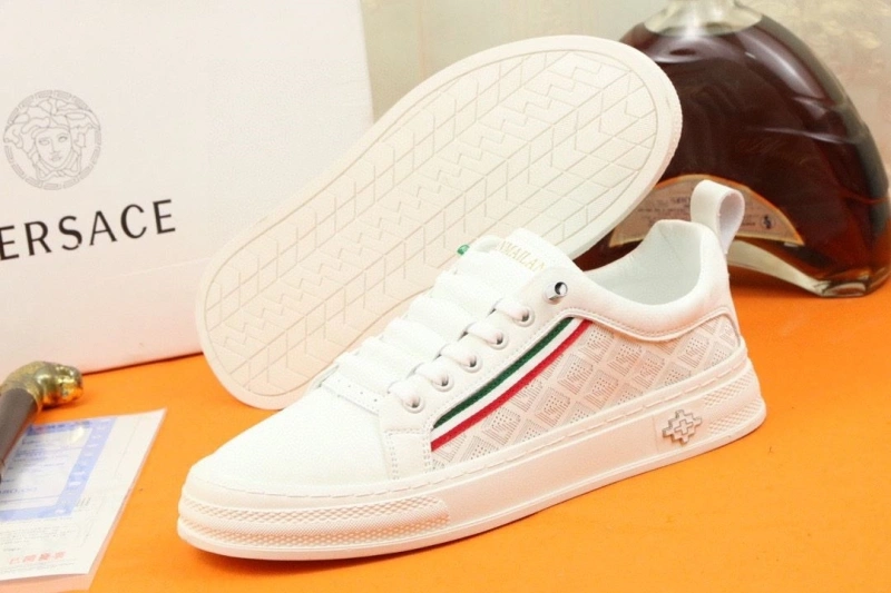 Vibrant Gxvxnchy Sneakers 154069