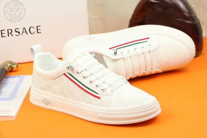 Vibrant Gxvxnchy Sneakers 154069