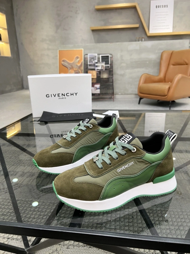 Versatile Gxvxnchy Sneakers 154072