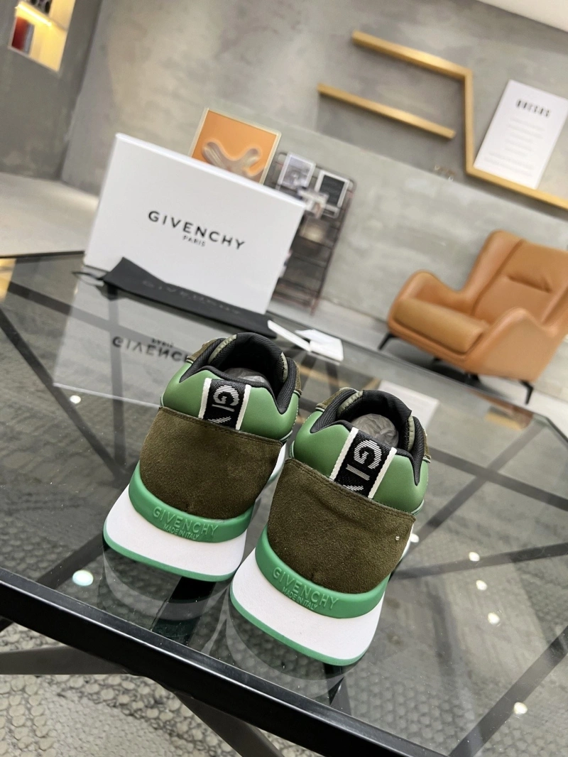 Versatile Gxvxnchy Sneakers 154072