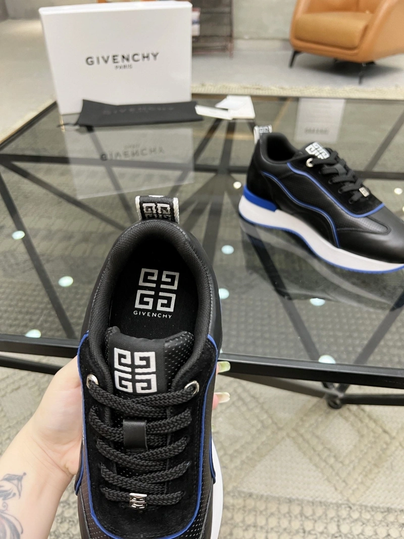 Refined Gxvxnchy Sneakers 154062