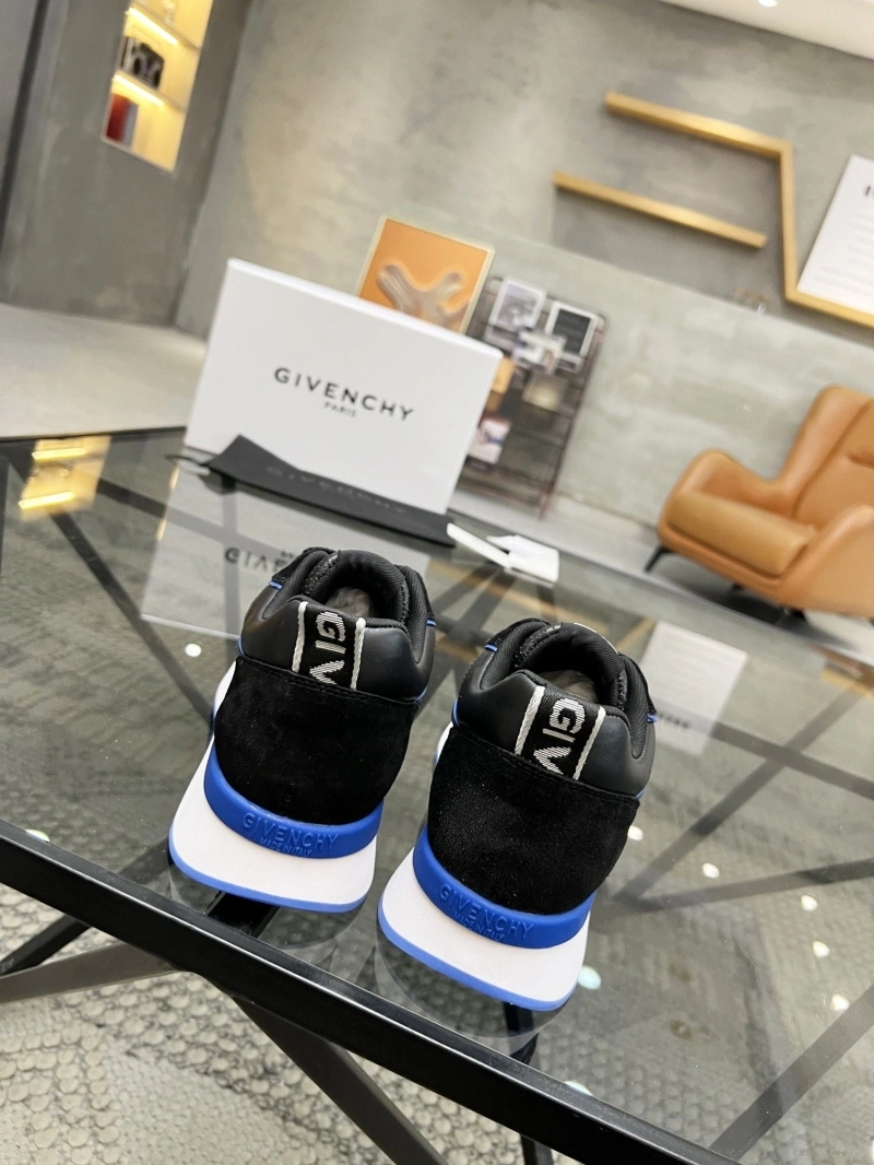 Refined Gxvxnchy Sneakers 154062