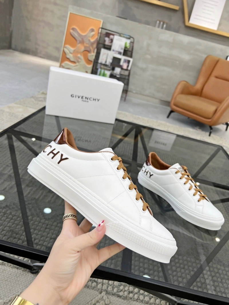 Gxvxnchy Sneakers Comfortable 154057