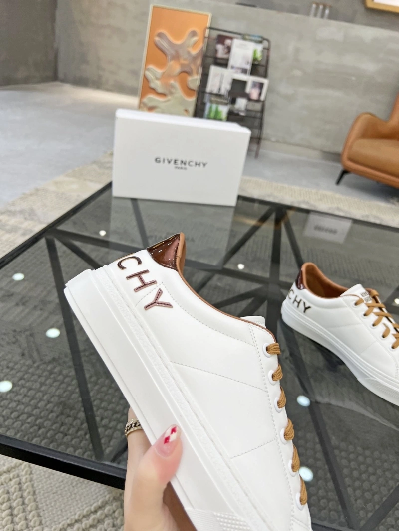 Gxvxnchy Sneakers Comfortable 154057
