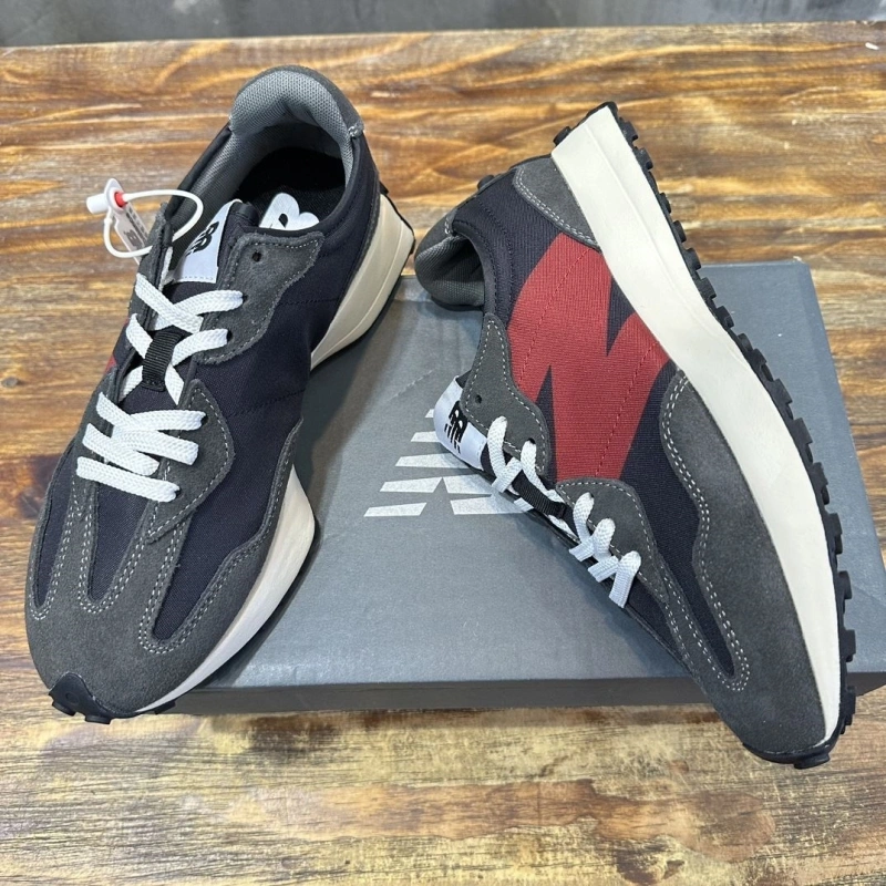 AllSeason Othxr Sneakers 216024