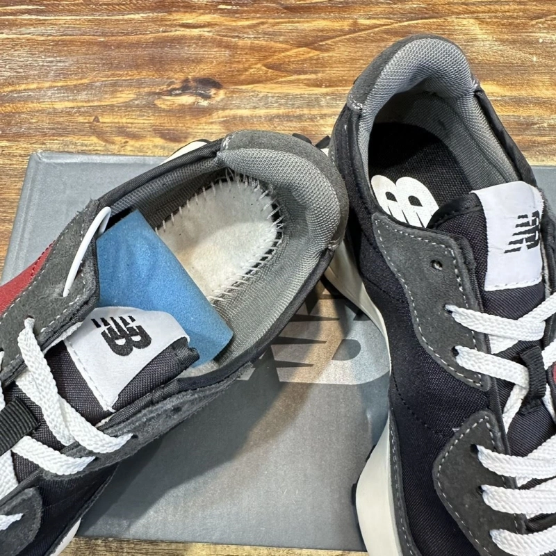 AllSeason Othxr Sneakers 216024