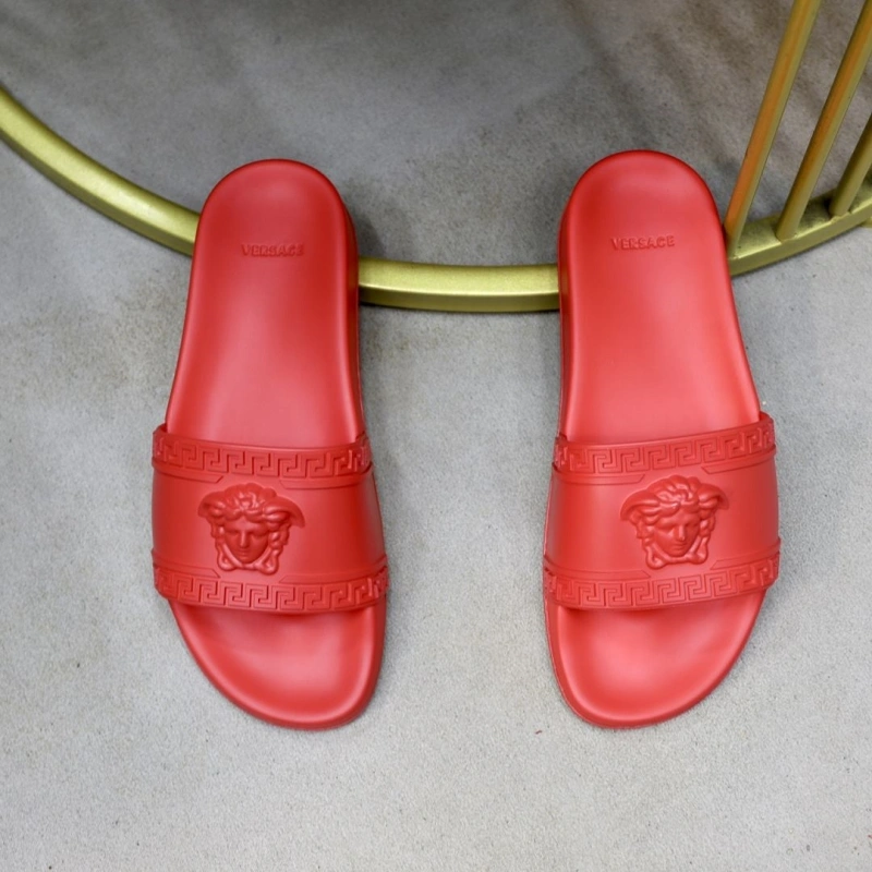 AllSeason Gxvxnchy Slippers 154338