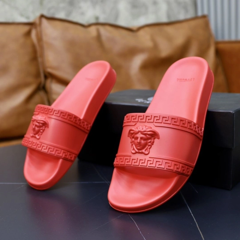 AllSeason Gxvxnchy Slippers 154338