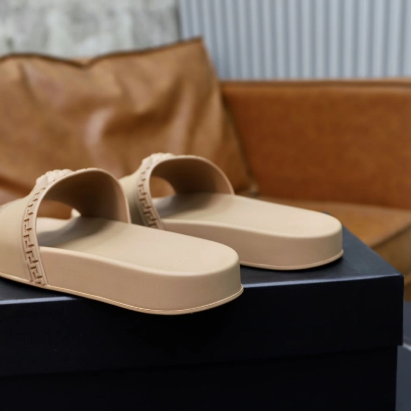Gxvxnchy Slippers Vibrant 154337