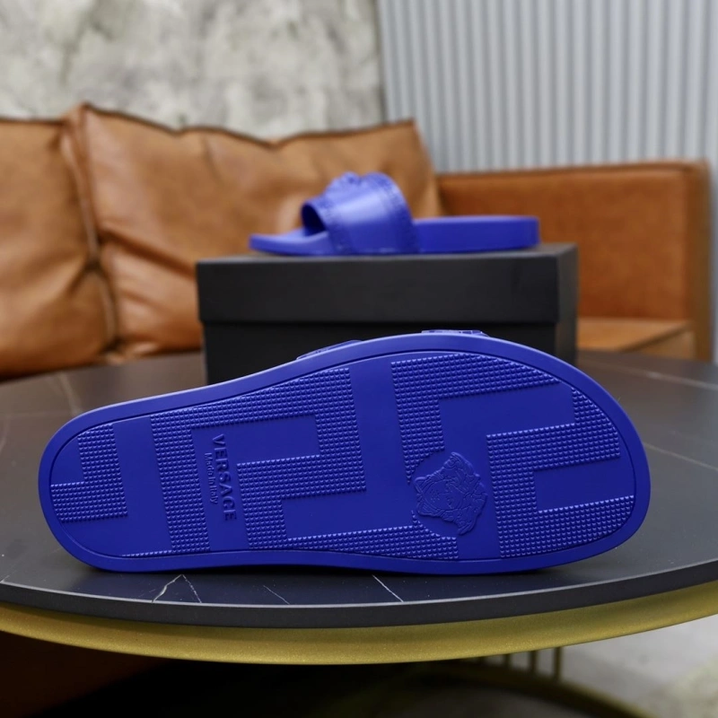 Fashionable Gxvxnchy Slippers 154334