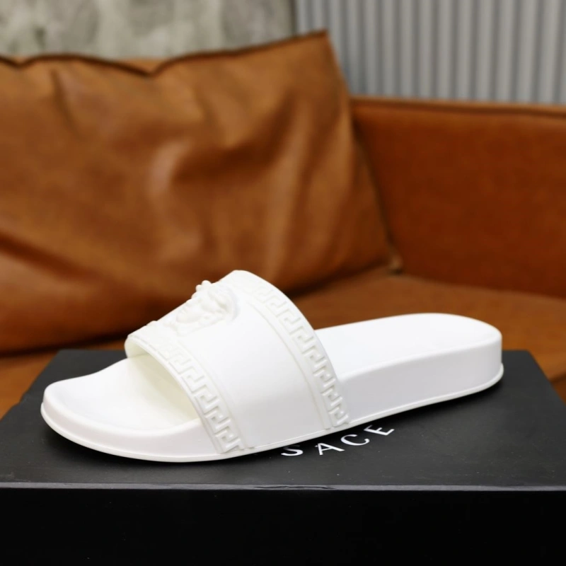 Gxvxnchy Slippers Timeless 154332
