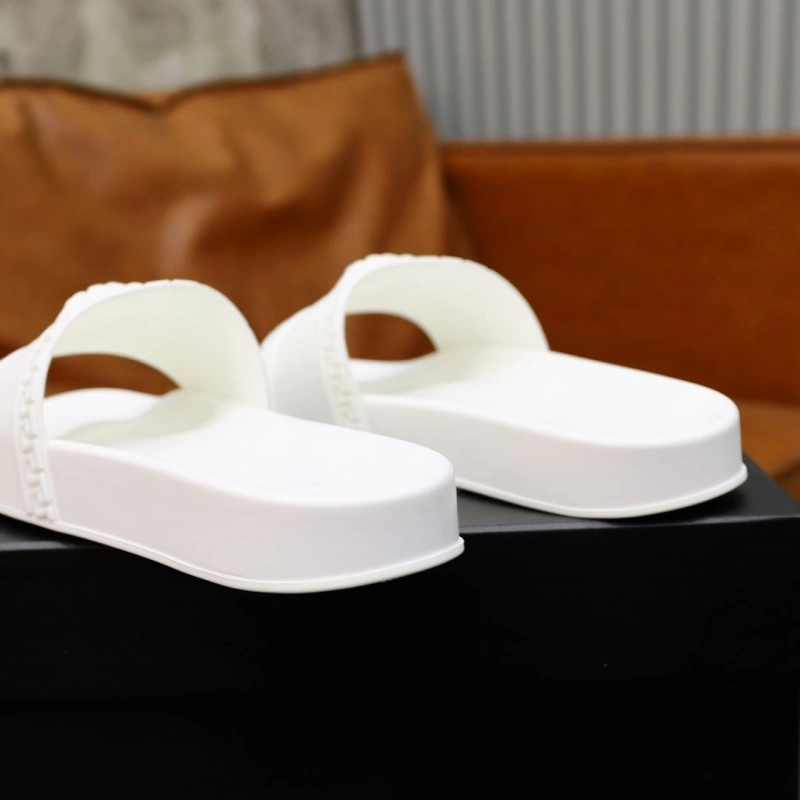 Gxvxnchy Slippers Timeless 154332