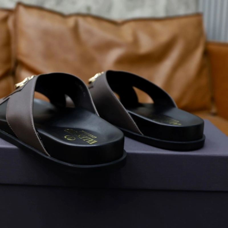 SportInspired Vxlxntino Slippers 231605