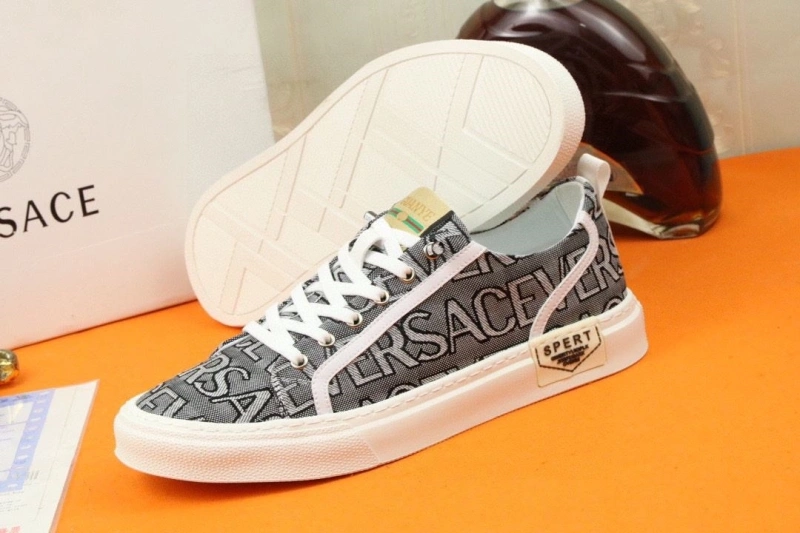 Gxvxnchy Sneakers Flexible 154036