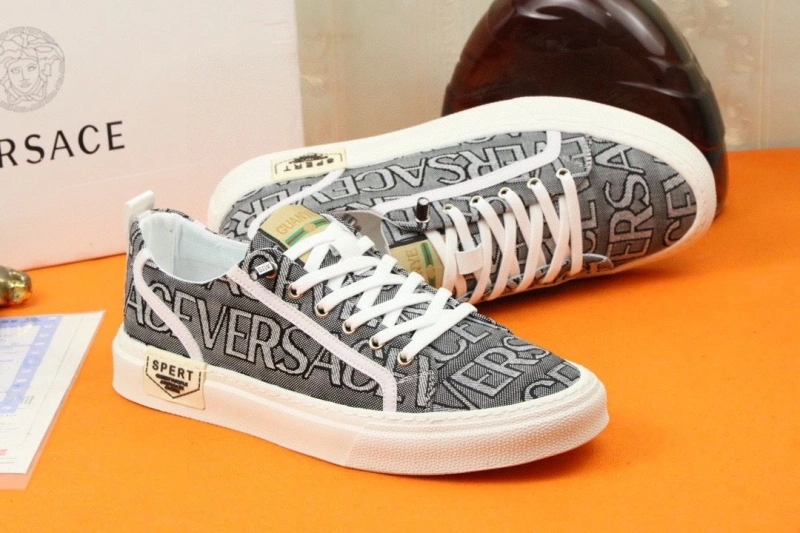 Gxvxnchy Sneakers Flexible 154036