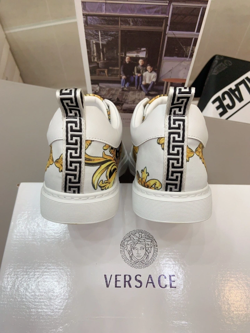 Gxvxnchy Sneakers Stylish 154043
