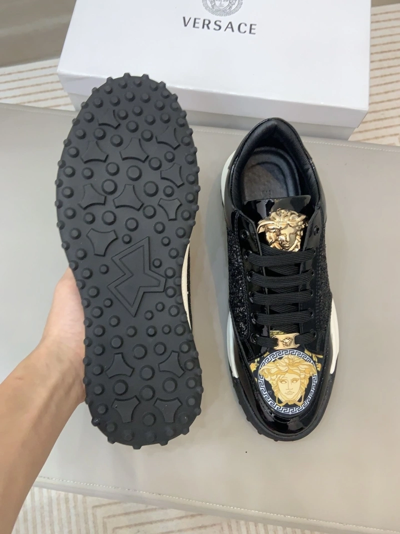 SportInspired Gxvxnchy Sneakers 154040