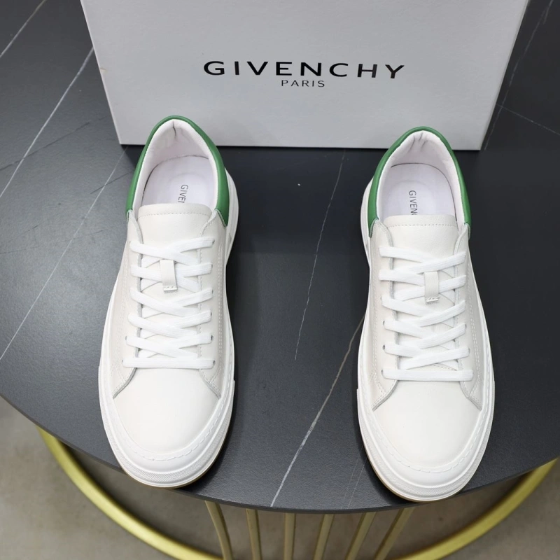 EyeCatching Gxvxnchy Sneakers 154048
