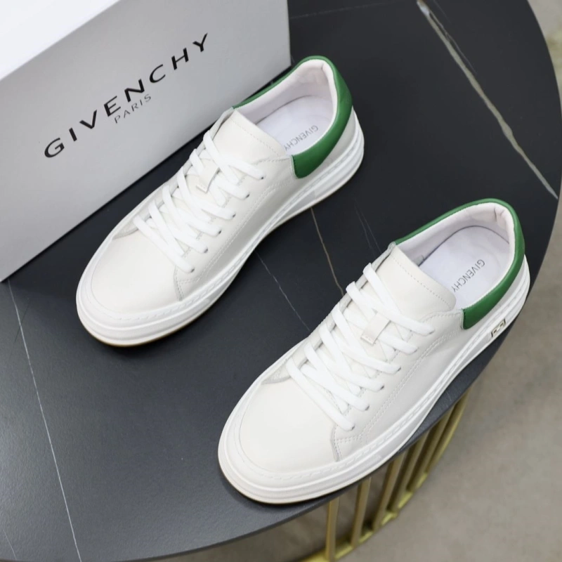 EyeCatching Gxvxnchy Sneakers 154048