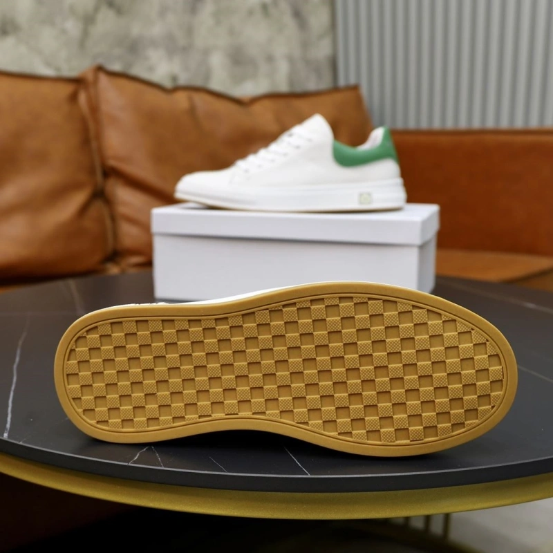 EyeCatching Gxvxnchy Sneakers 154048