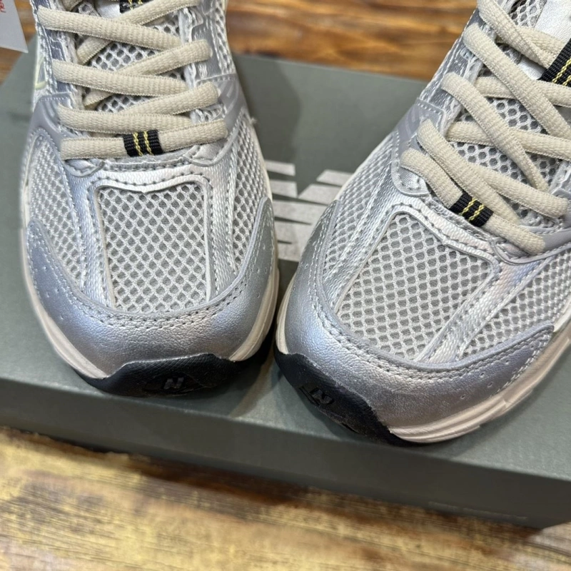 WellDesigned Othxr Sneakers 216011