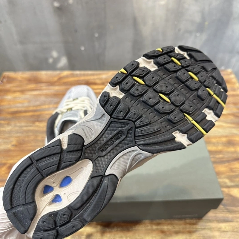WellDesigned Othxr Sneakers 216011