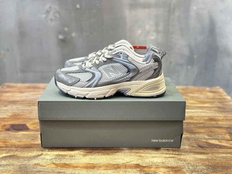 Lightweight Othxr Sneakers 216013