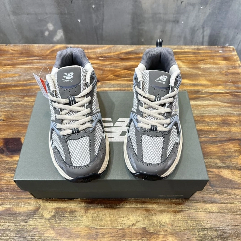 Lightweight Othxr Sneakers 216013