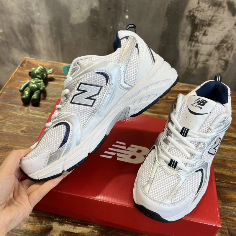 Trendsetting Othxr Sneakers 216009