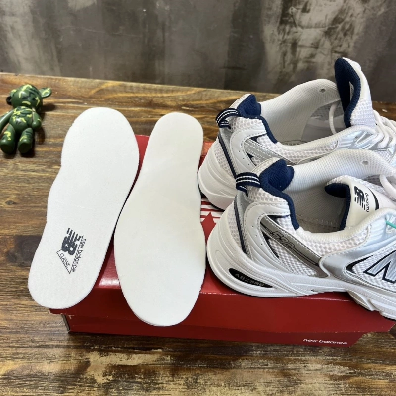 Trendsetting Othxr Sneakers 216009